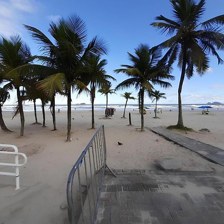 Biwa Condominio Cm Piscina, 1Garagem, Wi-Fi 300 Mega, Central De Vigilancia Remota , Centro Do Guaruja Proximo A Praia E Comercio, Horarios Check-In E Check-Out Flexiveis Экстерьер фото