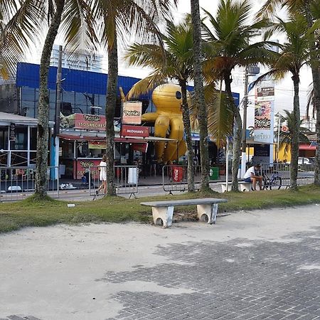 Biwa Condominio Cm Piscina, 1Garagem, Wi-Fi 300 Mega, Central De Vigilancia Remota , Centro Do Guaruja Proximo A Praia E Comercio, Horarios Check-In E Check-Out Flexiveis Экстерьер фото